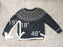 Load image into Gallery viewer, Hand knit Icelandic wool sweater
