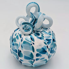 Load image into Gallery viewer, Hand blow glass pumpkin - Auqa mix
