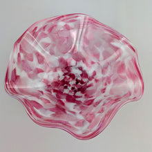 Load image into Gallery viewer, Wavy Pink mix bowl
