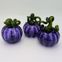 Load image into Gallery viewer, Hand blow glass pumpkin - Purple
