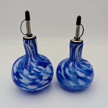 Load image into Gallery viewer, Oil bottle with cap - blue mix
