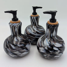 Load image into Gallery viewer, Soap bottle with pump - Gray Camo mix
