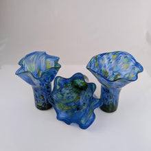 Load image into Gallery viewer, Hand Blown Glass Vase - Eart mix

