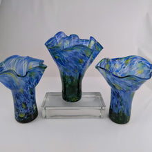 Load image into Gallery viewer, Hand Blown Glass Vase - Eart mix
