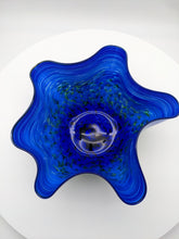 Load image into Gallery viewer, Wavy earth bowl
