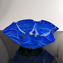 Load image into Gallery viewer, Wavy earth bowl
