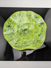 Load image into Gallery viewer, Mossy green plate bowl
