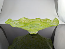 Load image into Gallery viewer, Mossy green plate bowl
